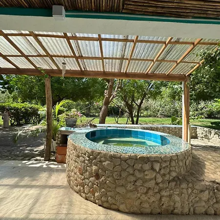 Kalaia, Completamente Privada Con Jacuzzi A Un Minuto De La Playa Holiday home