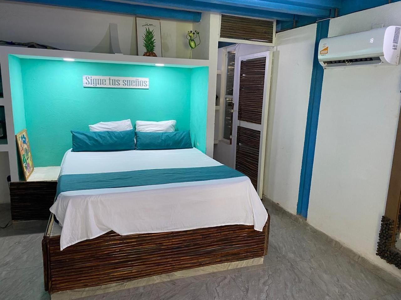 Kalaia, Completamente Privada Con Jacuzzi A Un Minuto De La Playa Сasa de vacaciones *