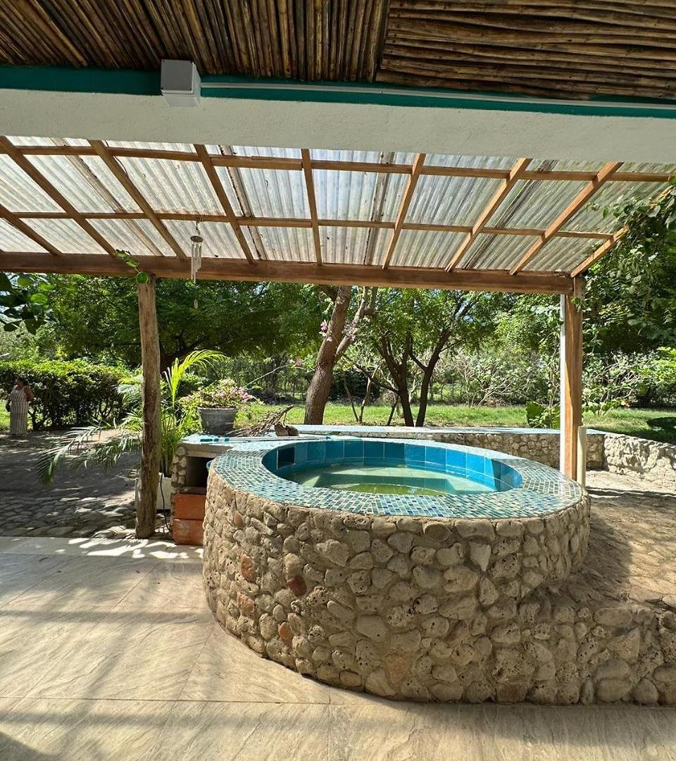 Kalaia, Completamente Privada Con Jacuzzi A Un Minuto De La Playa Сasa de vacaciones