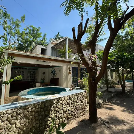 Сasa de vacaciones Kalaia, Completamente Privada Con Jacuzzi A Un Minuto De La Playa Cartagena